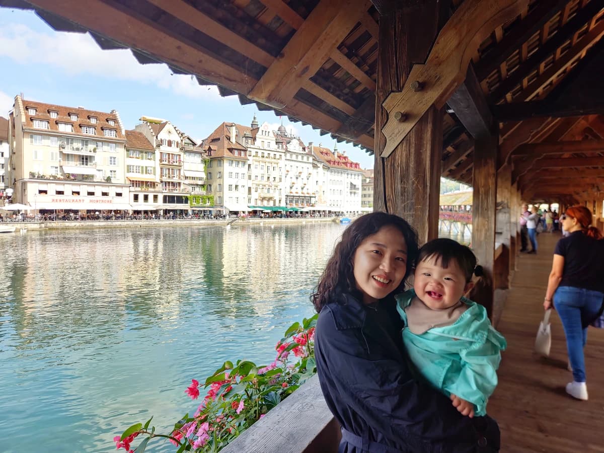 "왜곡과 주관성을 투여해서 일기를 써요. 내 거니까 그래도 되잖아요. " 밤박하의 리추얼 이야기